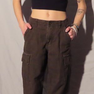 small brown cargo capris (thrifted)
